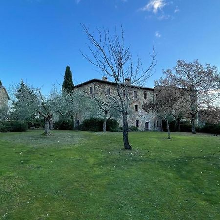 Апартаменты Castello Di Gaiche Collebaldo Экстерьер фото